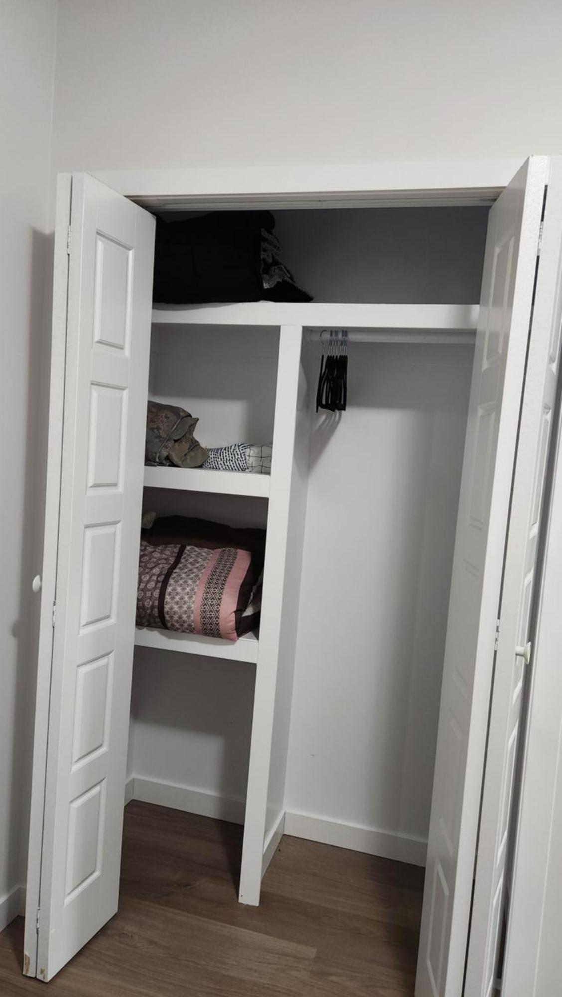 Modern 2 Bedroom Basement Suite At West Едмънтън Екстериор снимка